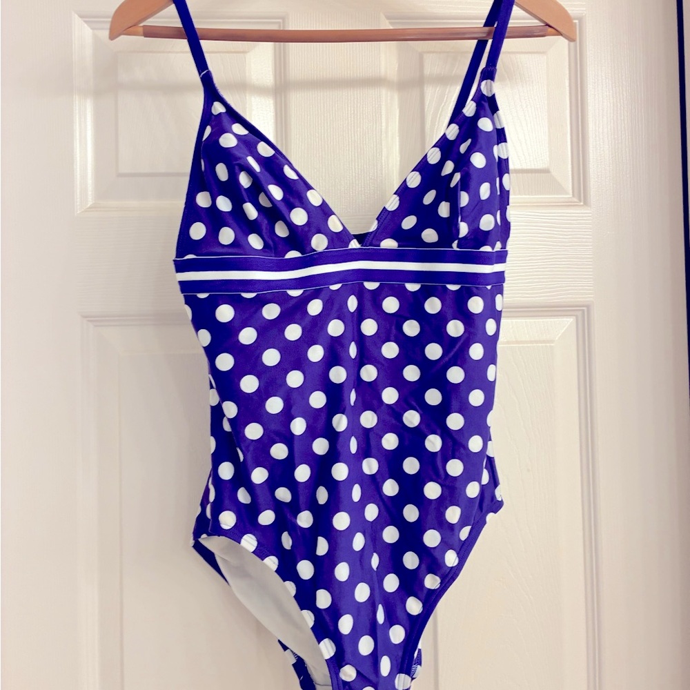 ♠️ KATE SPADE Retro Polka Dot One-Piece Swimsuit Purple & White Bathing Suit